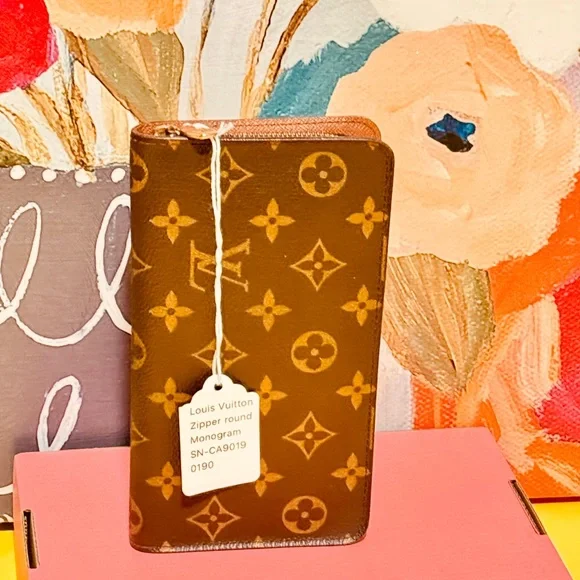 Louis Vuitton Monogram Zipper round Mid size wallet - Picture 13 of 15